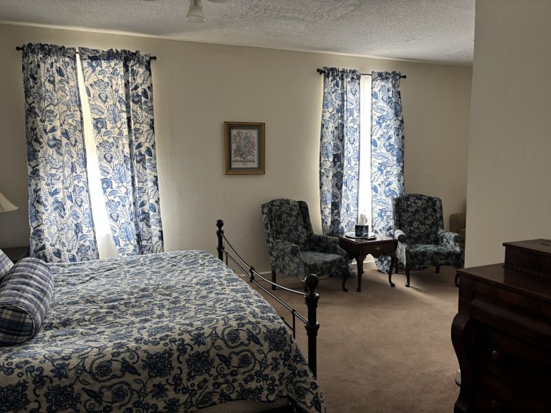 Guest Room 11